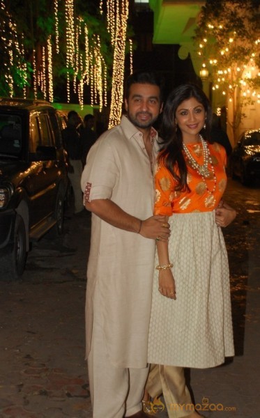 Bolly Celebs at Shilpa Shetty Diwali Party Gallery