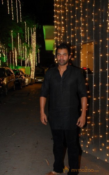 Bolly Celebs at Shilpa Shetty Diwali Party Gallery