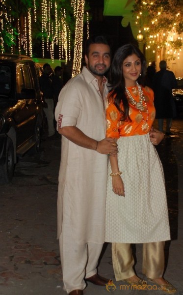 Bolly Celebs at Shilpa Shetty Diwali Party Gallery