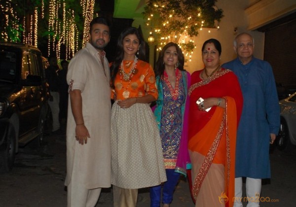 Bolly Celebs at Shilpa Shetty Diwali Party Gallery