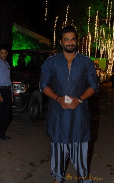Bolly Celebs at Shilpa Shetty Diwali Party Gallery