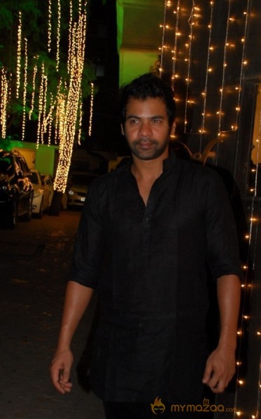 Bolly Celebs at Shilpa Shetty Diwali Party Gallery