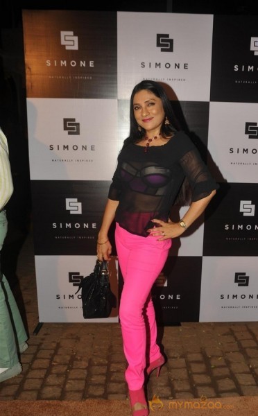 Bolly Celebs at Simone Store Launch Photo Gallery