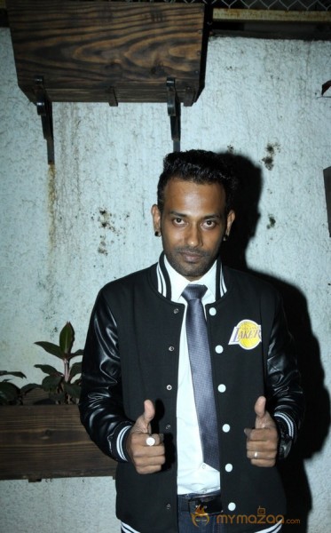 Bolly Celebs at Sonali Cable Film Special Show Gallery