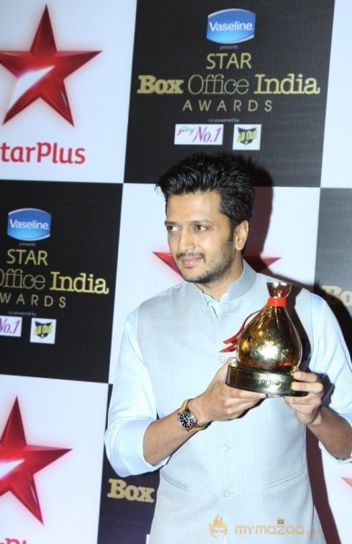 Bolly Celebs at The First Star Box Office India Awards Gallery