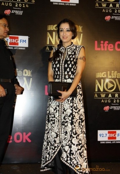 Bolly Celebs at the Life OK Now Awards 2014