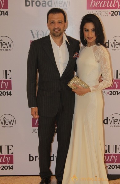 Bolly Celebs at Vogue Beauty Awards 2014 Photos