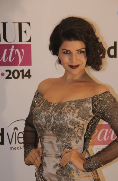 Bolly Celebs at Vogue Beauty Awards 2014 Photos