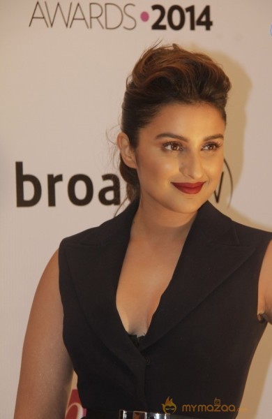 Bolly Celebs at Vogue Beauty Awards 2014 Photos
