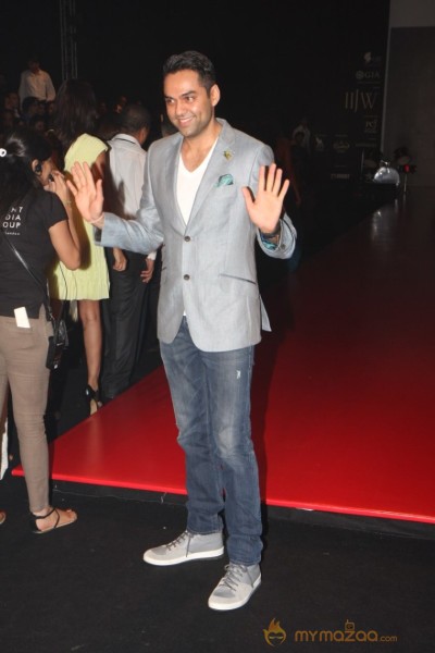 Bollywood Celebraties At IIJW 2013