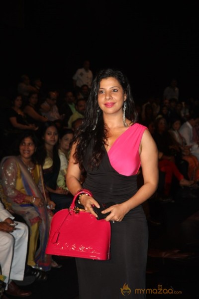 Bollywood Celebraties At IIJW 2013