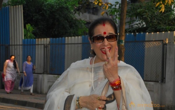 Bollywood Celebrities Cast Their Votes Gallery