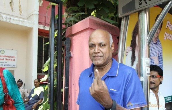 Bollywood Celebrities Cast Their Votes Gallery