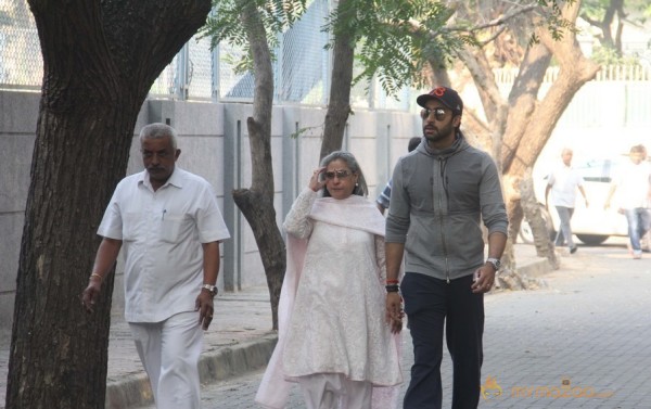 Bollywood Celebrities Cast Their Votes Gallery