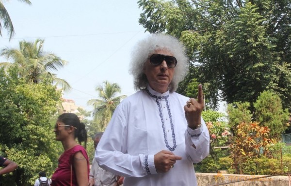 Bollywood Celebrities Cast Their Votes Gallery