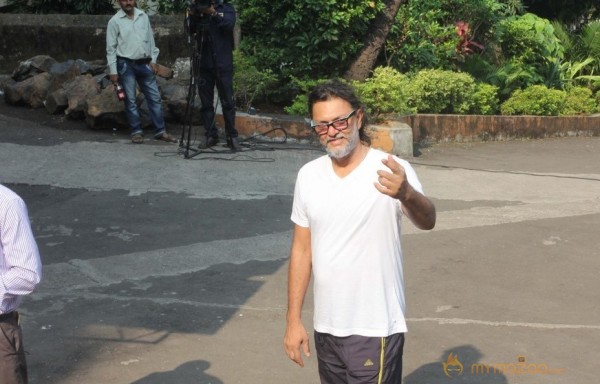 Bollywood Celebrities Cast Their Votes Gallery