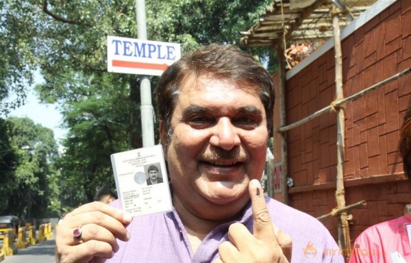 Bollywood Celebrities Cast Their Votes Gallery