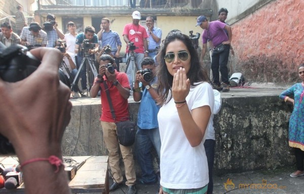 Bollywood Celebrities Cast Their Votes Gallery