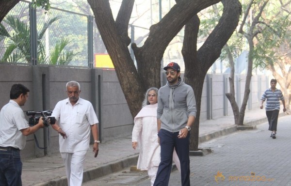 Bollywood Celebrities Cast Their Votes Gallery