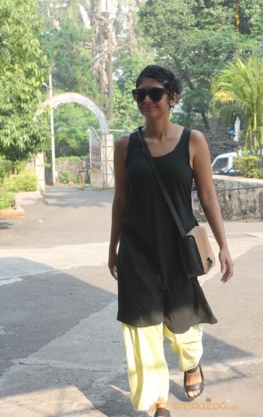 Bollywood Celebrities Cast Their Votes Gallery