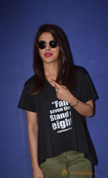 Bollywood Celebrities Cast Their Votes Gallery