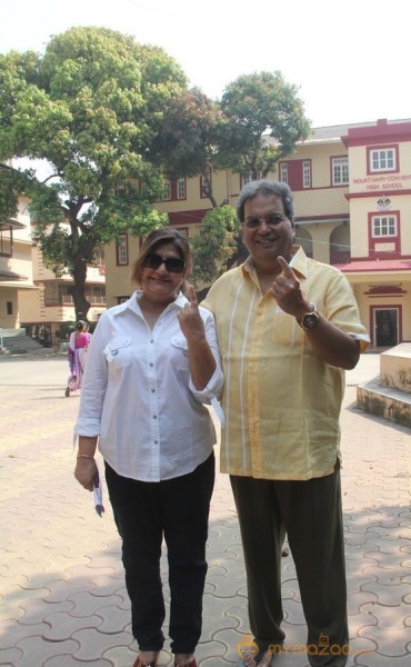 Bollywood Celebrities Cast Their Votes Gallery