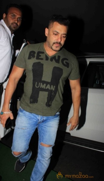 Bollywood Celebrities @ Sultan Premier 