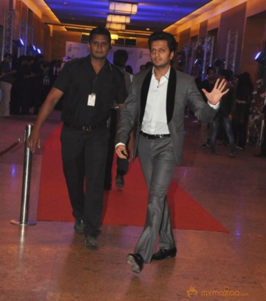 Bollywood Celebs at Jai Maharashtra Marathi News Launch