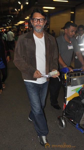 Bollywood Celebs Back From IIFA Award 2013 