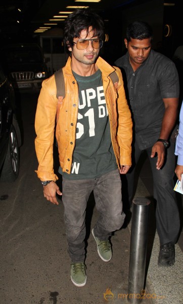 Bollywood Celebs Back From IIFA Award 2013 