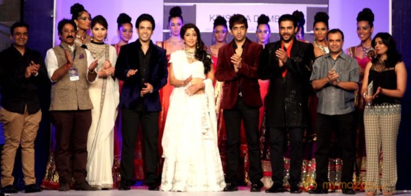 Bollywood & Maharana Arvind Singh At Rajasthan Fashion Week  