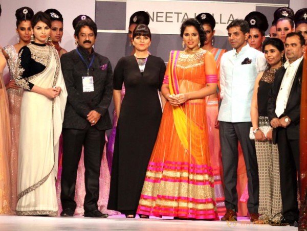 Bollywood & Maharana Arvind Singh At Rajasthan Fashion Week  