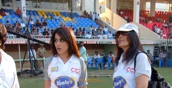 CCL Curtain Raiser Match Photos 