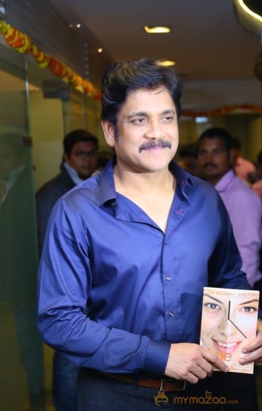 Celebs at Age Erase Book Launch Photos