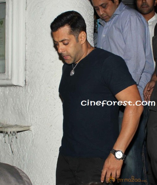 Celebs at Arbaz Khan Wedding Anniversary Pics