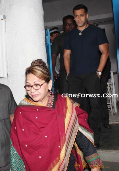 Celebs at Arbaz Khan Wedding Anniversary Pics