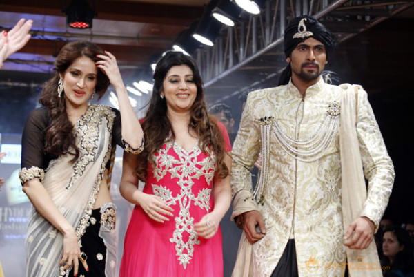 Celebs at BPH Fashion Day 4 Photos