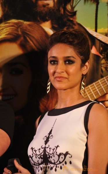 Celebs at Happy Ending Trailer Launch Gallery
