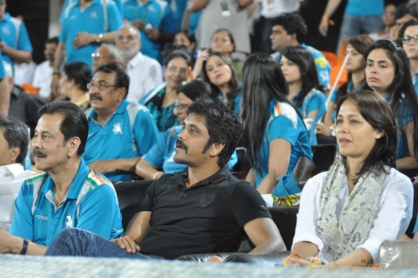 Celebs at Hyderabad IPL Match Photos
