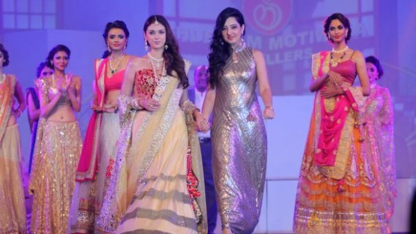 Celebs At IBJA Fashion Show Photos