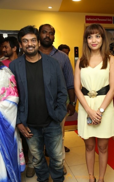 Celebs at Romeo Movie Premiere Photos
