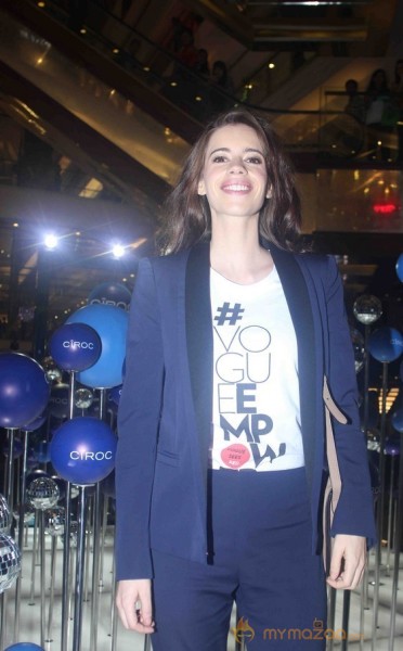 Celebs at Vogue Fashion Night Out 2014 Gallery