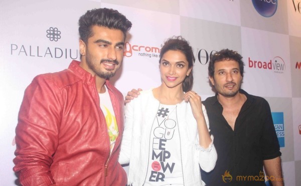 Celebs at Vogue Fashion Night Out 2014 Gallery