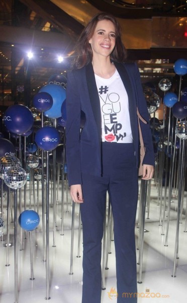 Celebs at Vogue Fashion Night Out 2014 Gallery