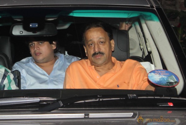 Celebs Visited Sanjay Dutt House 