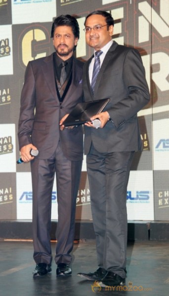 CHENNAI EXPRESS AUDIO RELEASE PHOTOS