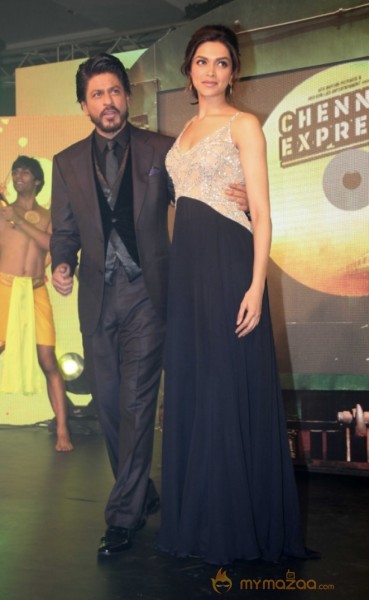 CHENNAI EXPRESS AUDIO RELEASE PHOTOS