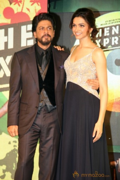 CHENNAI EXPRESS AUDIO RELEASE PHOTOS