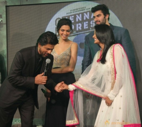 CHENNAI EXPRESS AUDIO RELEASE PHOTOS