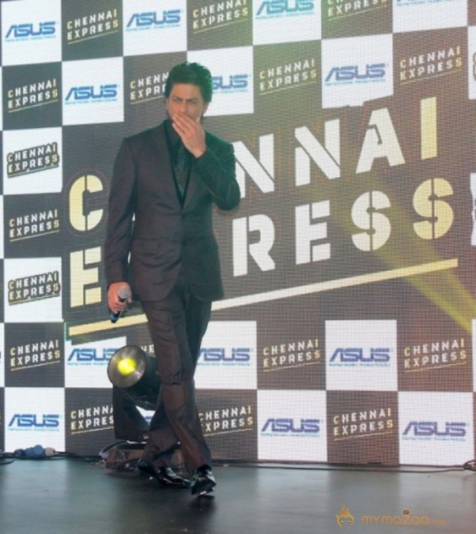 CHENNAI EXPRESS AUDIO RELEASE PHOTOS